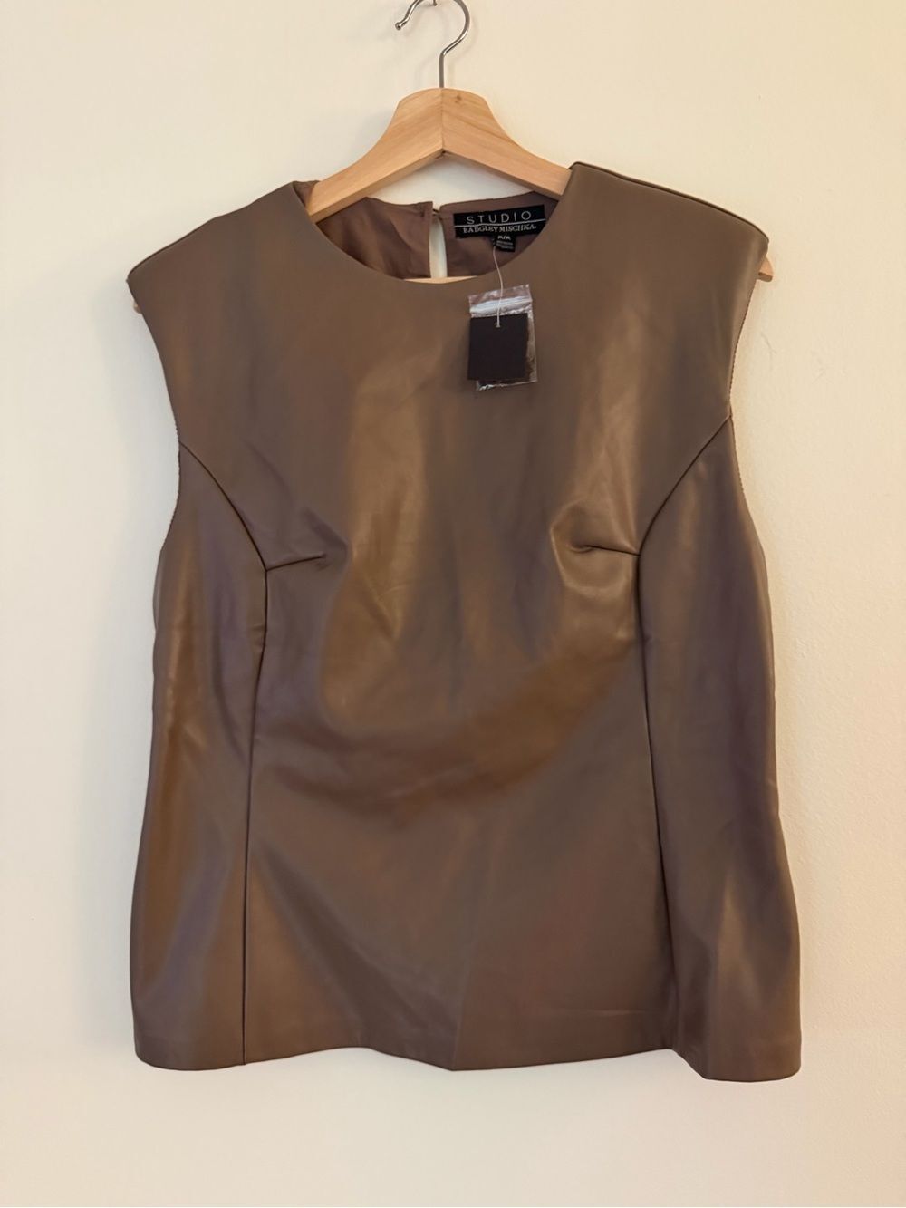 New Studio Badgley Mischka Faux Leather Brown Sleeveless Shell Top